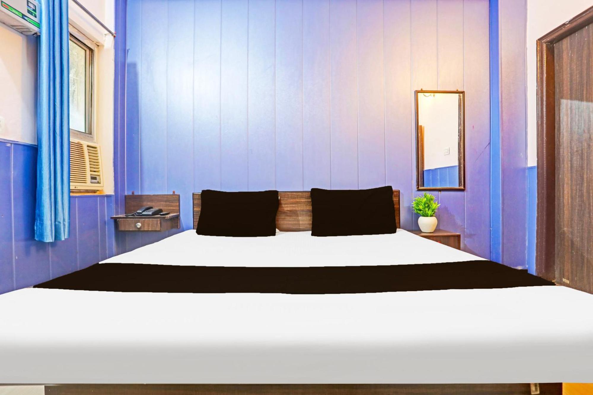 Hotel O Arvi Guest House Varanasi Exterior foto